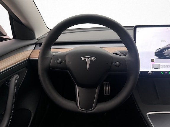Tesla Model 3 14 of 30
