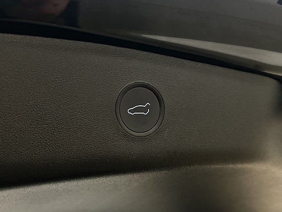 Tesla Model 3 28 of 30