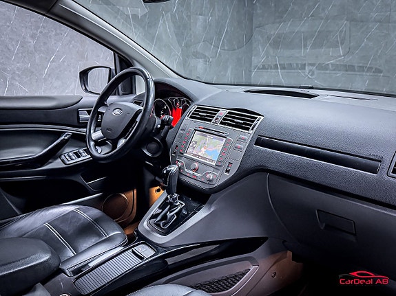 Ford Kuga 13 of 30