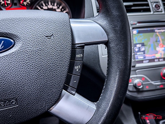 Ford Kuga 20 of 30