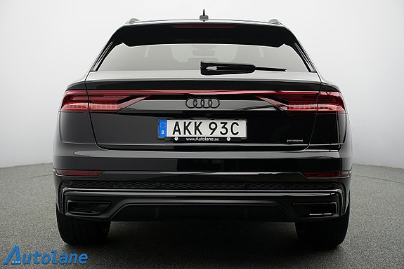 Audi Q8 13 of 30