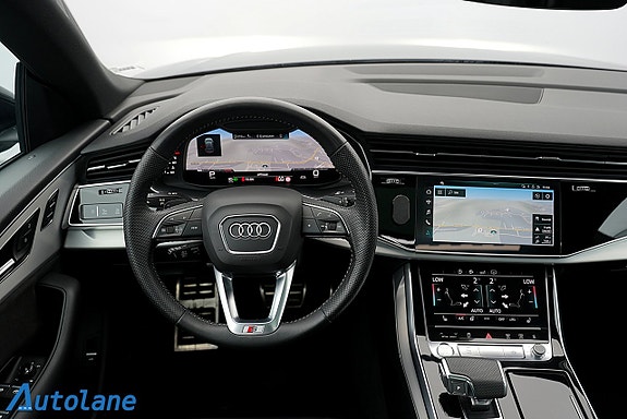 Audi Q8 20 of 30
