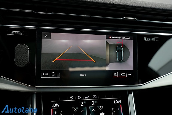 Audi Q8 26 of 30