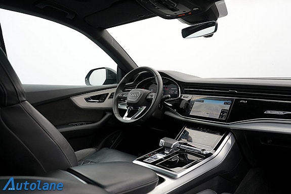 Audi Q8 15 of 30