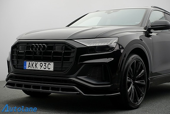 Audi Q8 11 of 30
