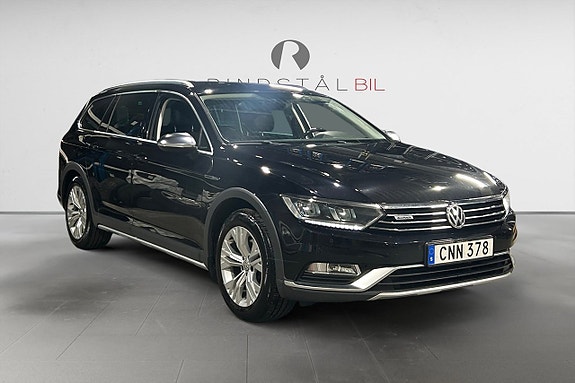Volkswagen Passat Alltrack 9 of 17