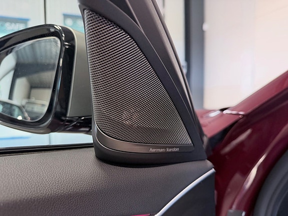 BMW M550i 21 of 27