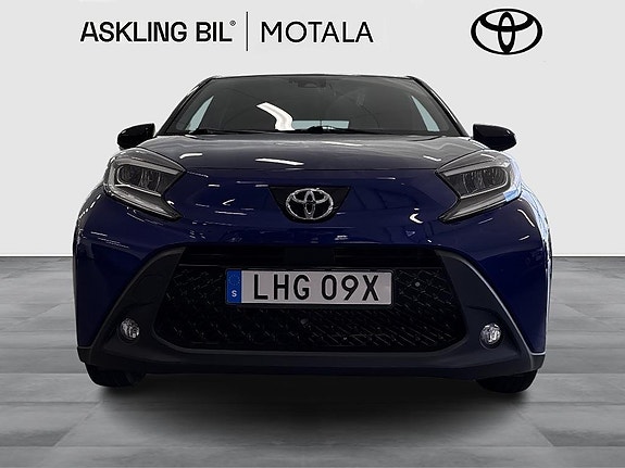 Toyota Aygo X 6 of 11