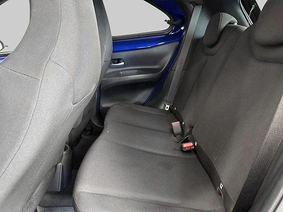 Toyota Aygo X 8 of 11