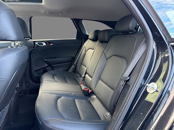 Kia Ceed 15 of 30