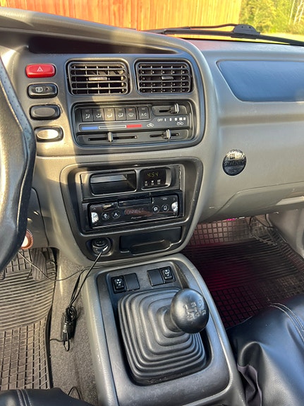 Suzuki Grand Vitara 8 of 11