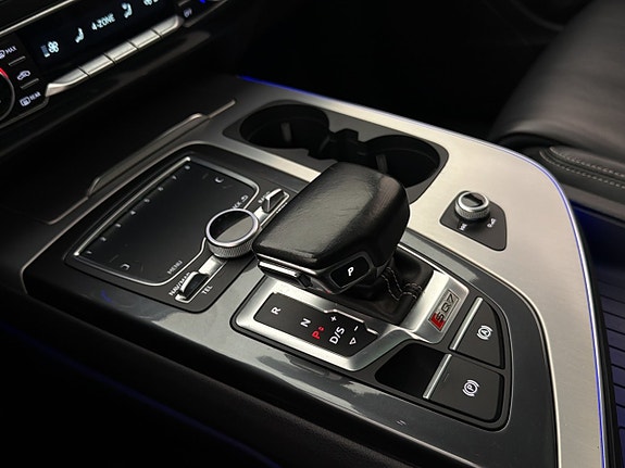 Audi SQ7 25 of 30
