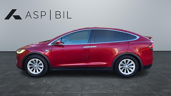 Tesla Model X 3 of 17