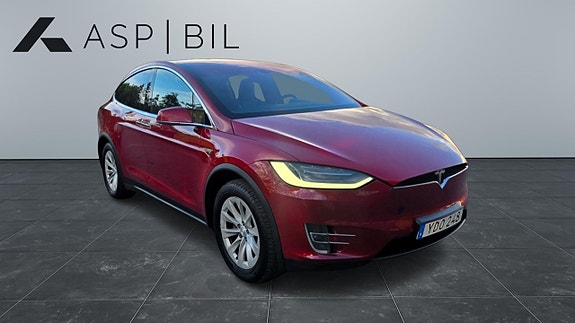 Tesla Model X 2 of 17