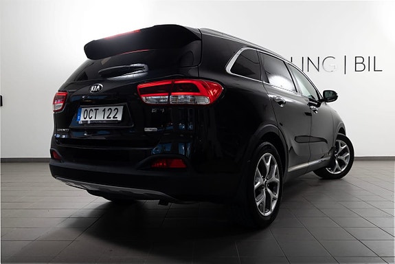 Kia Sorento 12 of 27