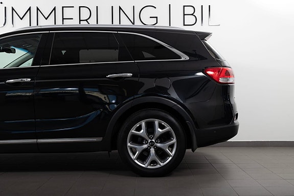 Kia Sorento 5 of 27