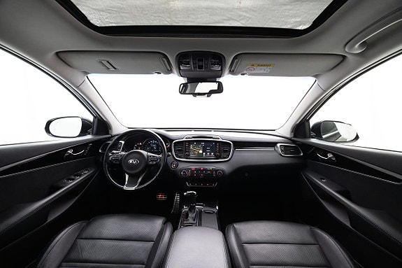 Kia Sorento 13 of 27