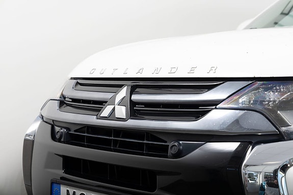 Mitsubishi Outlander 3 of 19