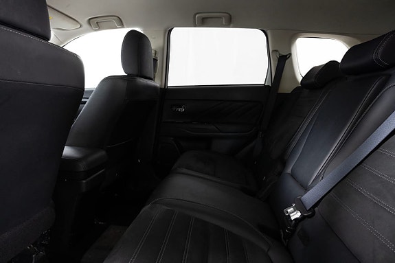 Mitsubishi Outlander 17 of 19