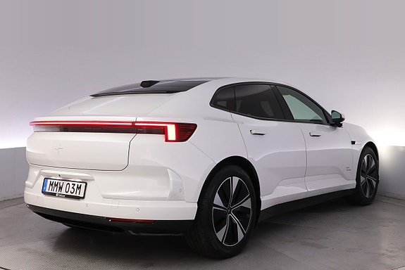 Polestar 4 5 of 27