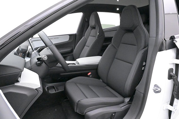Polestar 4 10 of 27
