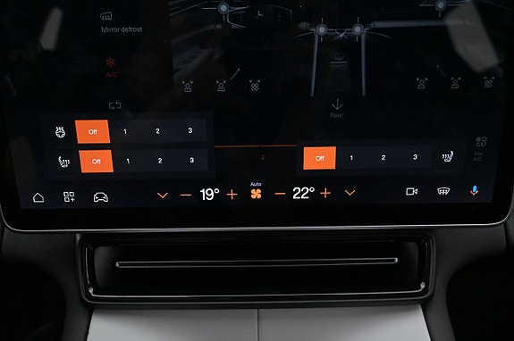 Polestar 4 16 of 27