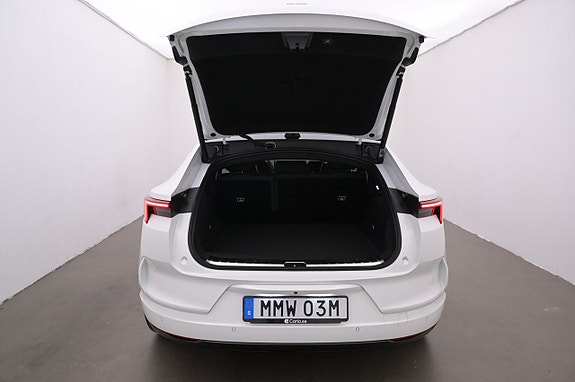 Polestar 4 23 of 27