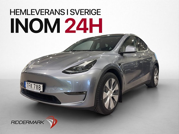 Tesla Model Y 4 of 30
