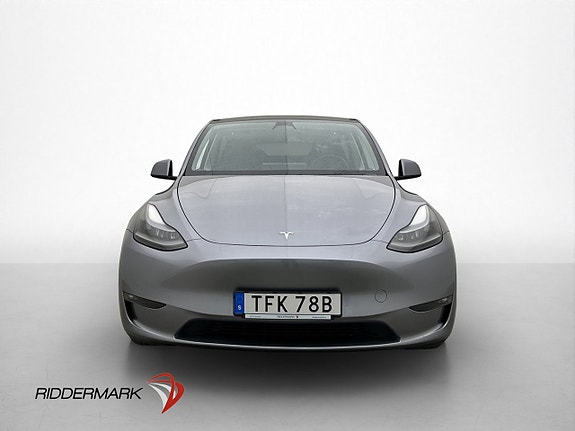 Tesla Model Y 3 of 30