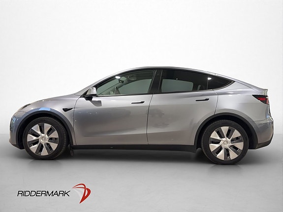 Tesla Model Y 5 of 30