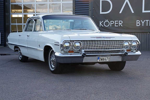 Chevrolet Impala 27 of 30