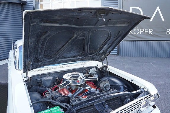Chevrolet Impala 25 of 30