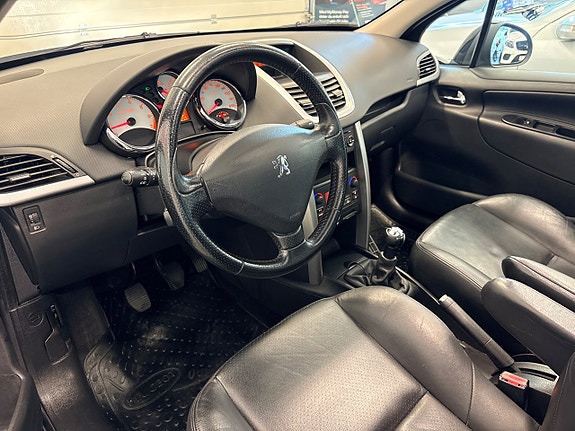 Peugeot 207 23 of 30