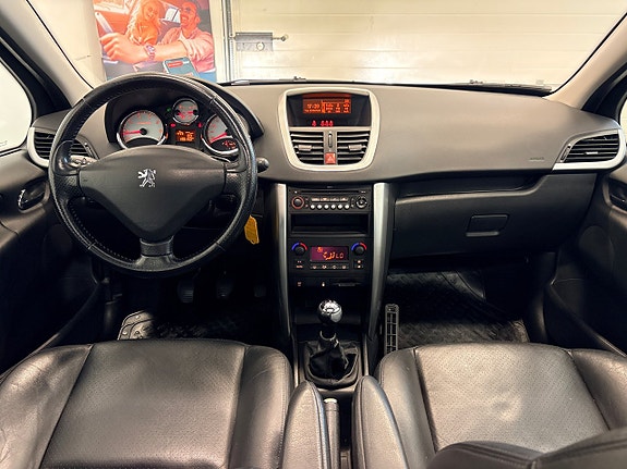 Peugeot 207 26 of 30