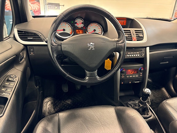 Peugeot 207 27 of 30