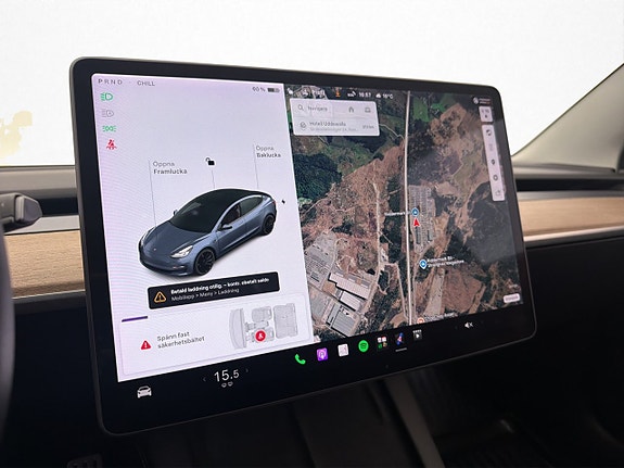 Tesla Model 3 18 of 30