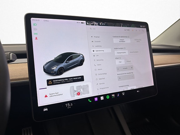 Tesla Model 3 22 of 30