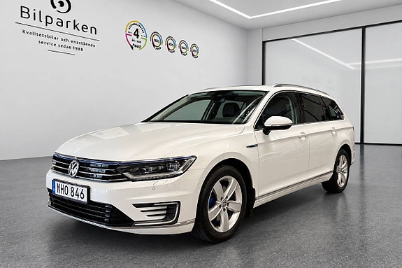 Volkswagen Passat 4 of 22