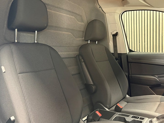 Volkswagen Caddy 10 of 15