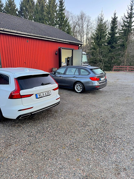 Volvo V60 4 of 23
