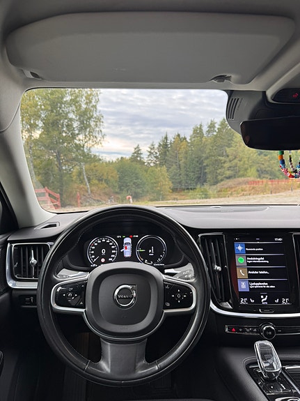 Volvo V60 6 of 23