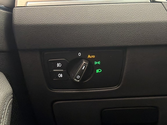 Volkswagen Passat 20 of 30