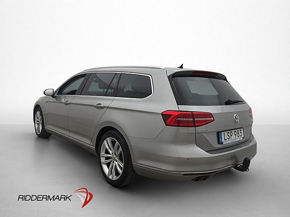 Volkswagen Passat 5 of 30