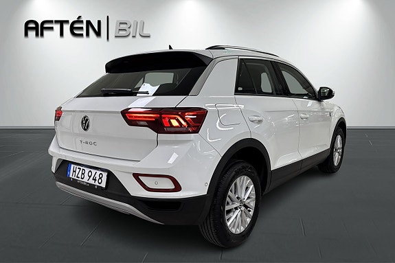 Volkswagen T-Roc 7 of 21