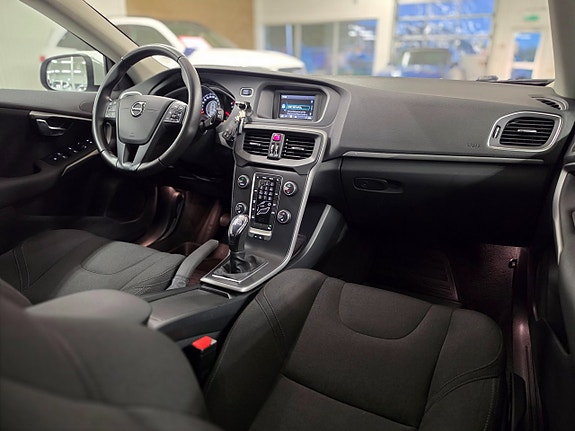 Volvo V40 9 of 21