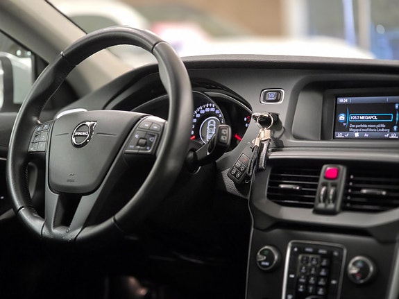 Volvo V40 10 of 21