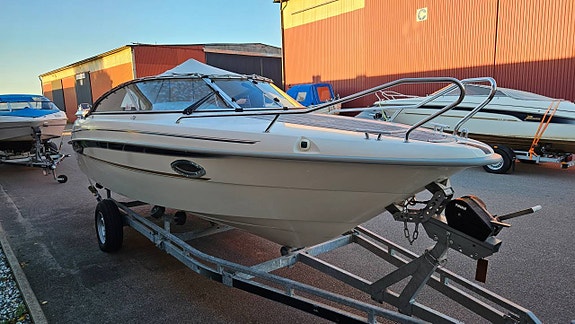 Yamarin 63 DC -13 Yamaha F150 AETX 1 ägare sötvatten 3 of 12