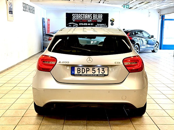 Mercedes-Benz A200 4 of 14