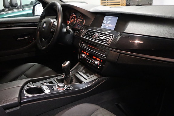 BMW 520d 10 of 25