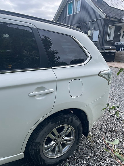 Mitsubishi Outlander 16 of 22